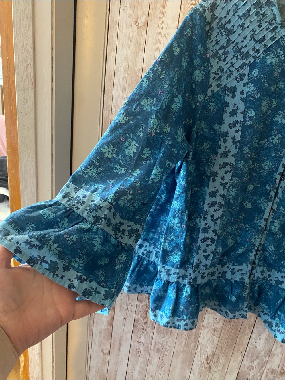 LOGO Lab 3/4 sleeve crew neck bed jacket ruffles XL Lagenlook boho Blue Lori top - Picture 2 of 5